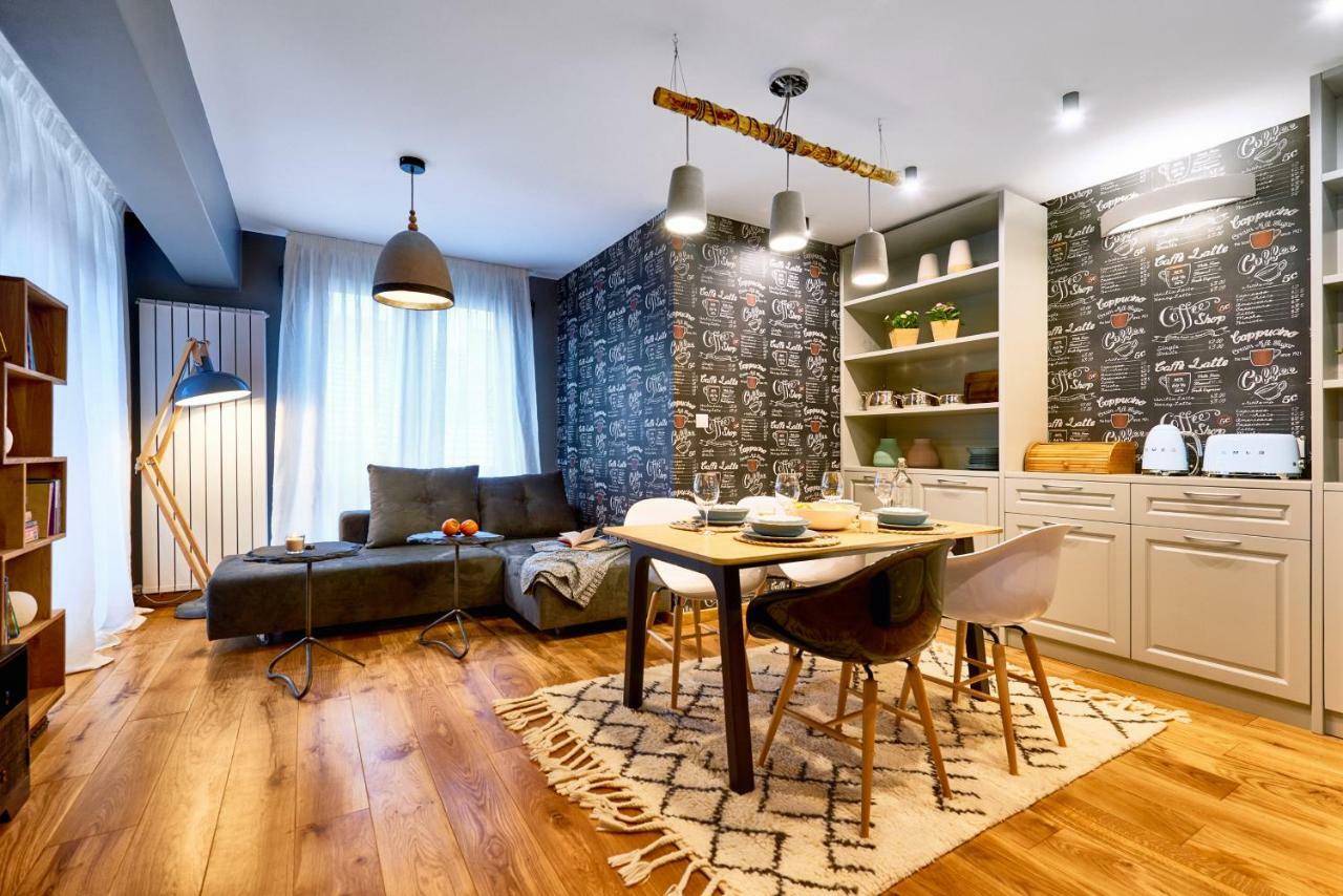 Stylish And High-End Designer Apartments In City Center Σόφια Εξωτερικό φωτογραφία