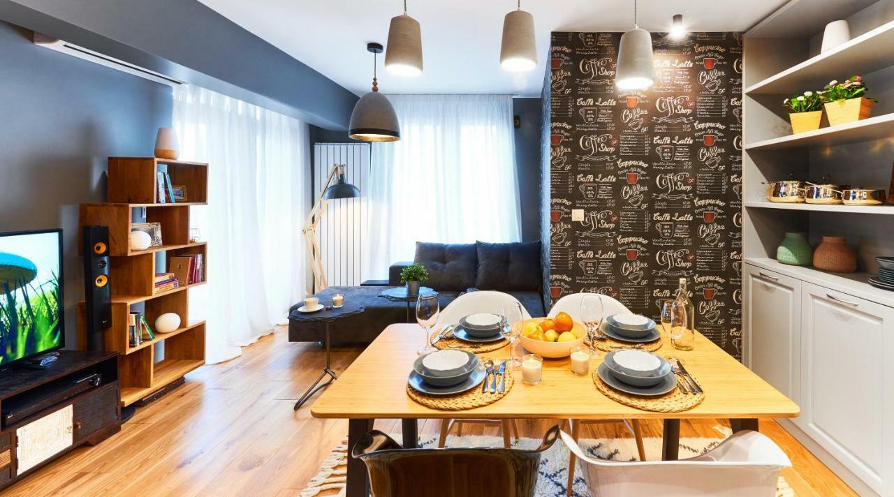 Stylish And High-End Designer Apartments In City Center Σόφια Εξωτερικό φωτογραφία
